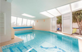 Awesome apartment in Podstrana with 1 Bedrooms, Sauna and WiFi, Podstrana